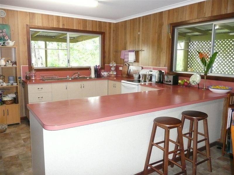 5 VAINS Close, Mount Molloy QLD 4871