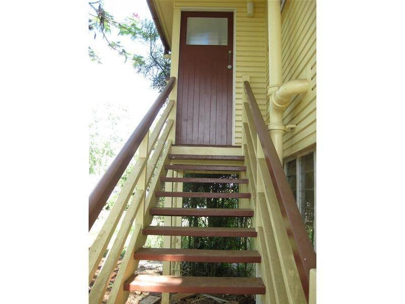 19 Peters Street, Mareeba QLD 4880