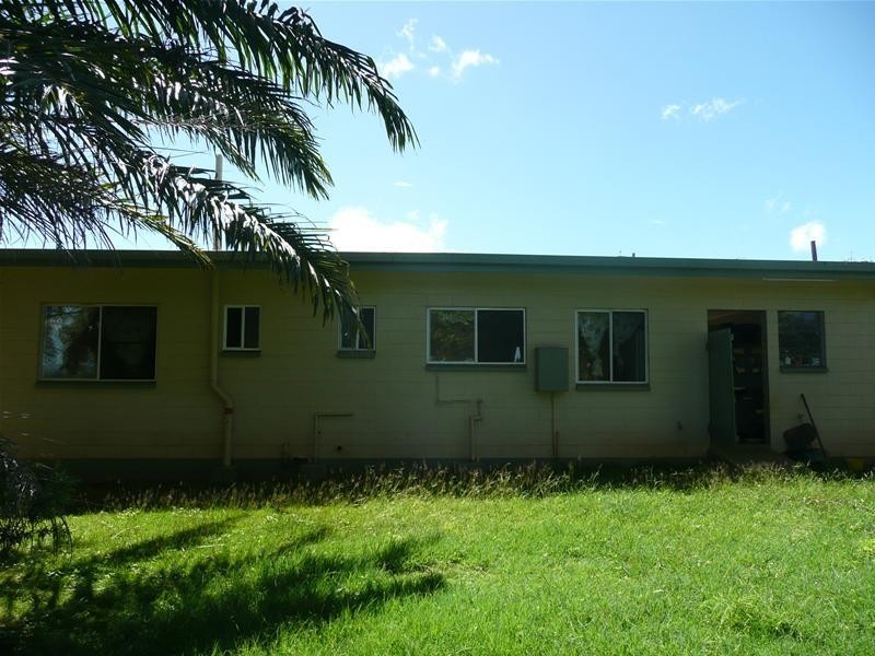 8 Courtney Street, Mareeba QLD 4880