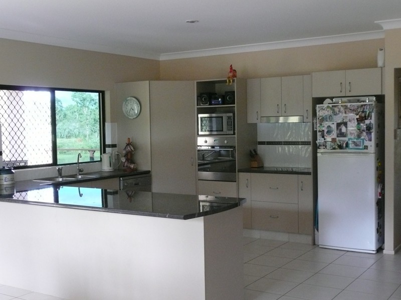 63 ORCHID Close, Mareeba QLD 4880