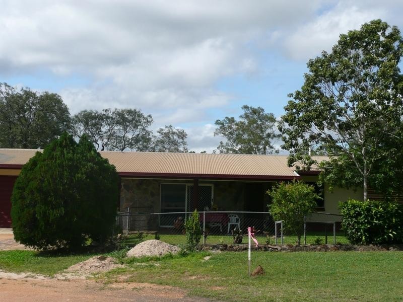 13 Kenneally Road, Mareeba QLD 4880