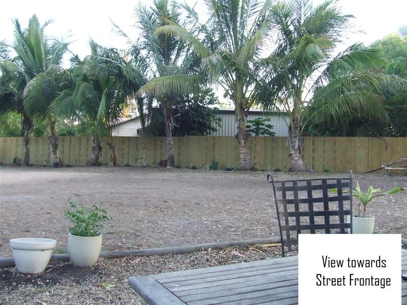 5 Fuchsia Court, Bushland Beach QLD 4818