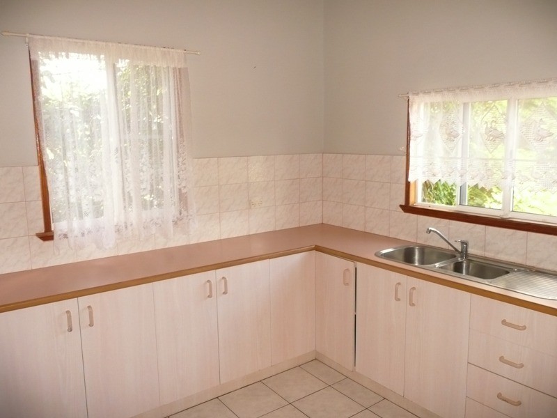 32 Strattman Street, Mareeba QLD 4880