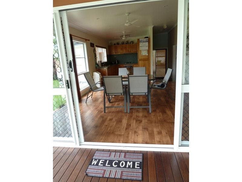 16 Anzac Avenue, Mareeba QLD 4880