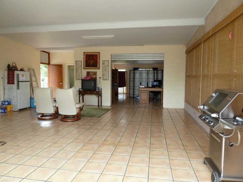 16 Anzac Avenue, Mareeba QLD 4880