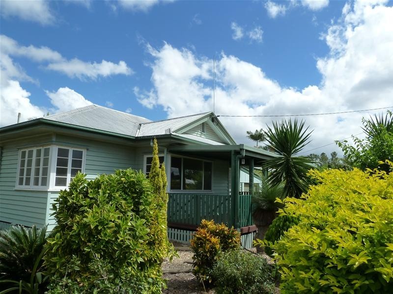 9 Swan Street, Mareeba QLD 4880