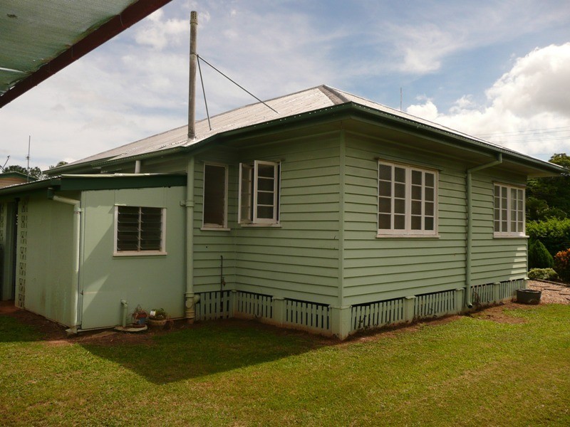 9 Swan Street, Mareeba QLD 4880