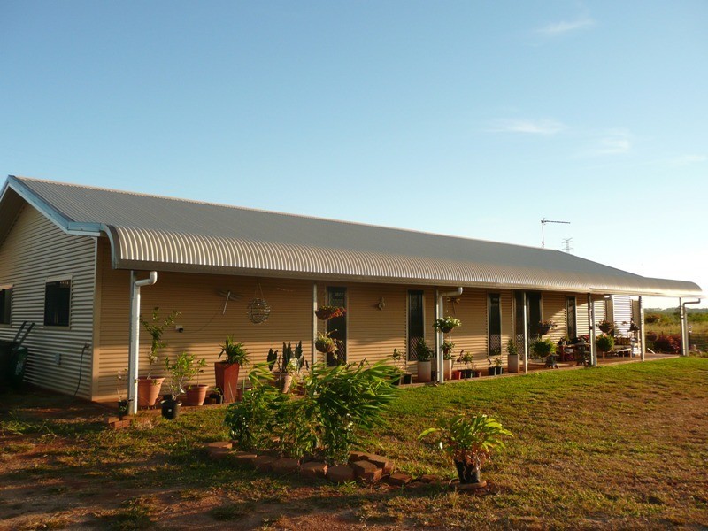 25 Wylandra Drive, Mareeba QLD 4880
