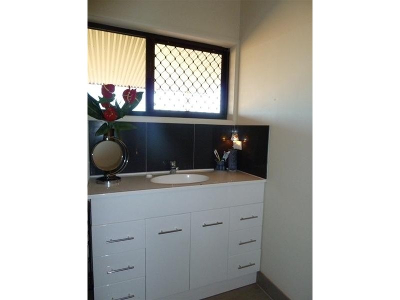25 Wylandra Drive, Mareeba QLD 4880