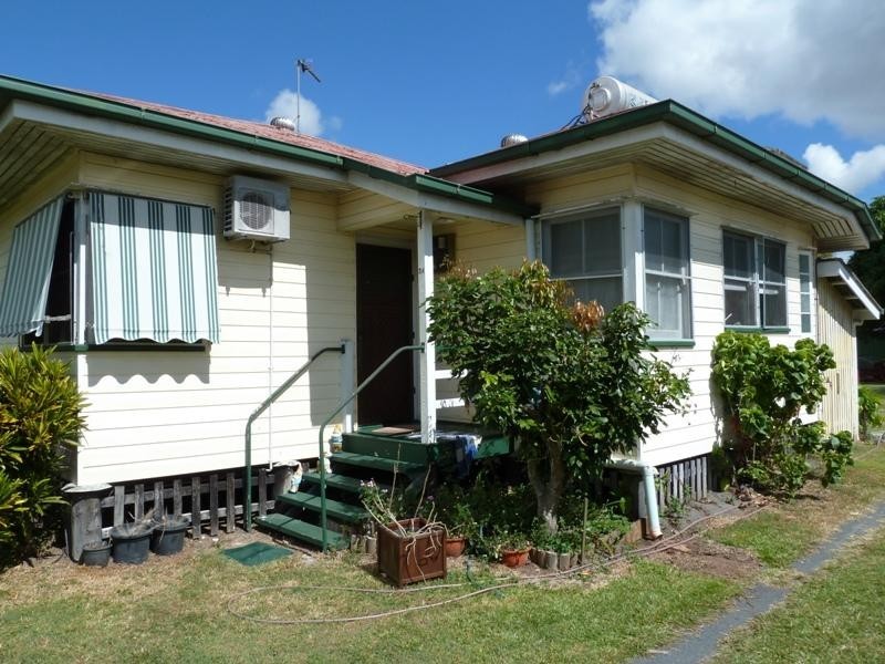 24 Abbott Street, Mareeba QLD 4880