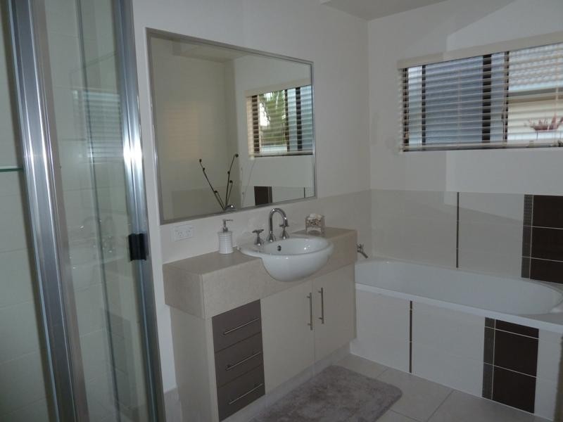 4 Maria Close, Mareeba QLD 4880