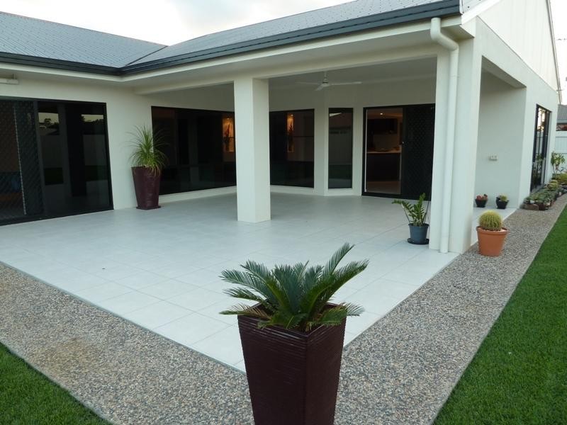 4 Maria Close, Mareeba QLD 4880