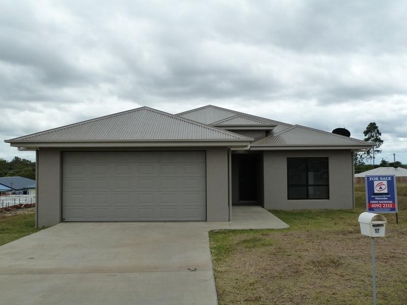 17 Damien Close, Mareeba QLD 4880