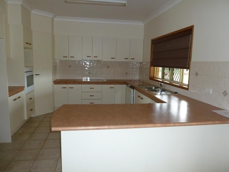 297 Ray Rd, Mareeba QLD 4880