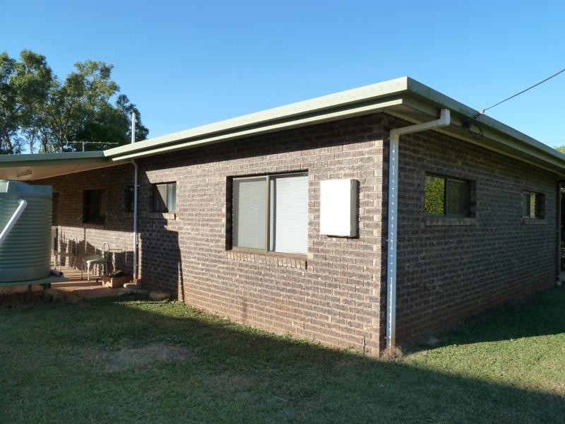 35 Casuarina Street, Walkamin QLD 4872