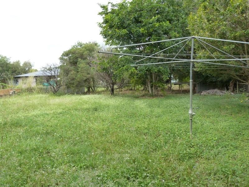 11 Beames Street, Mareeba QLD 4880