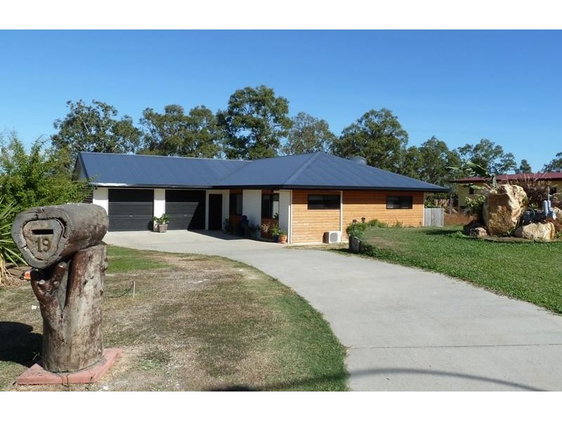 19 Maria Close, Mareeba QLD 4880