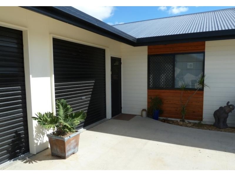 19 Maria Close, Mareeba QLD 4880
