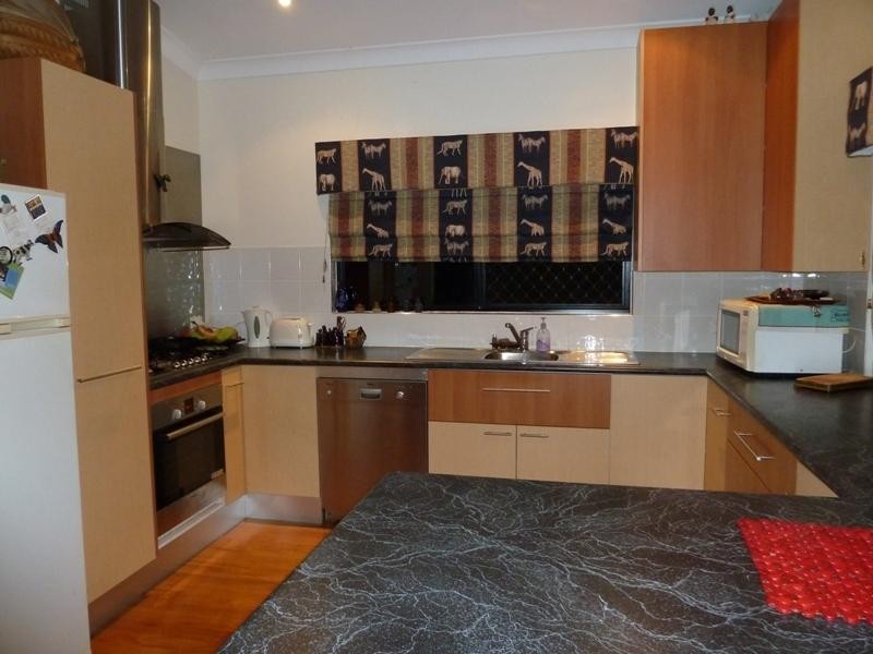 19 Maria Close, Mareeba QLD 4880