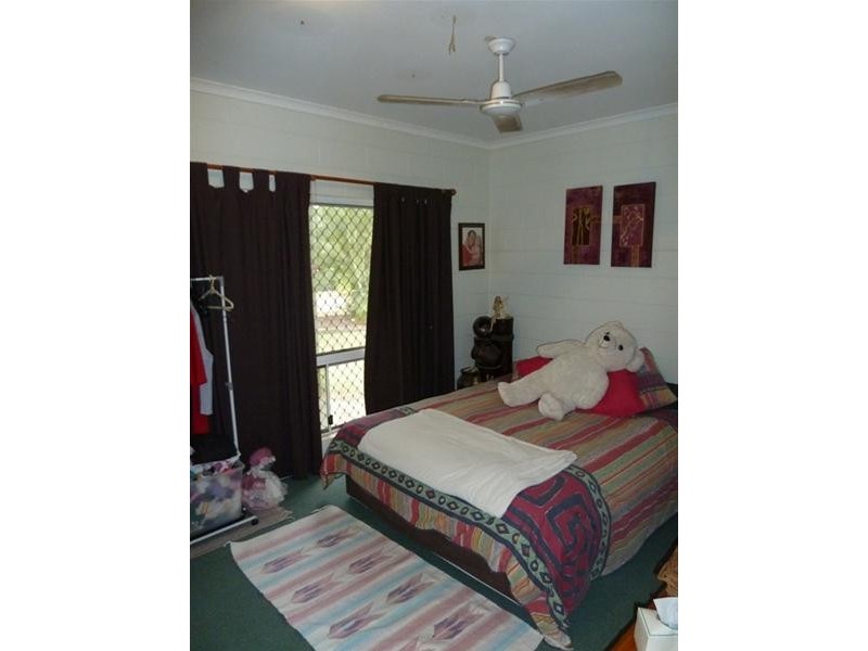 4 Debel Close, Mareeba QLD 4880