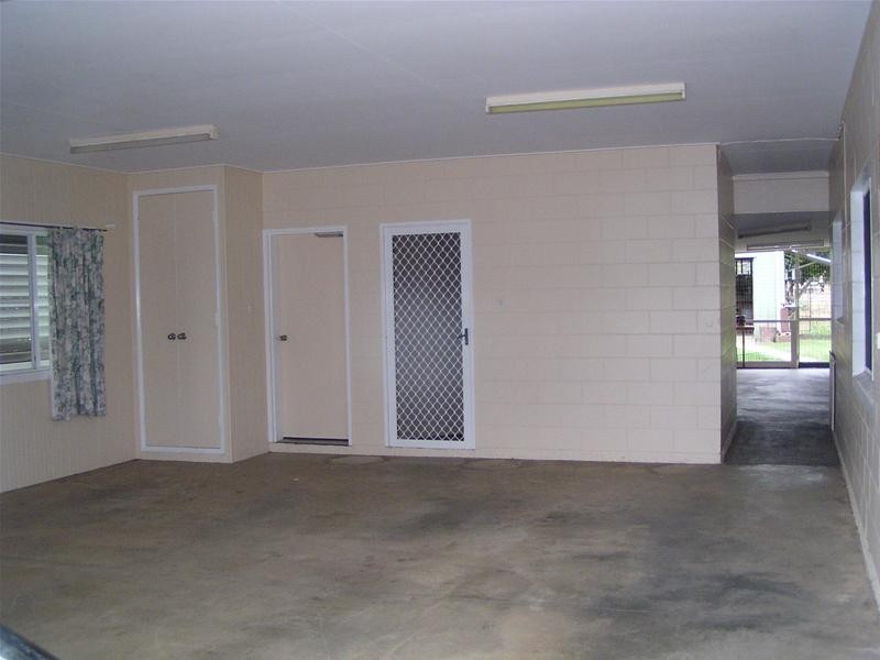 11 KYLIE Close, Mareeba QLD 4880