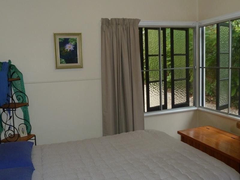 8 Casey Street, Mareeba QLD 4880