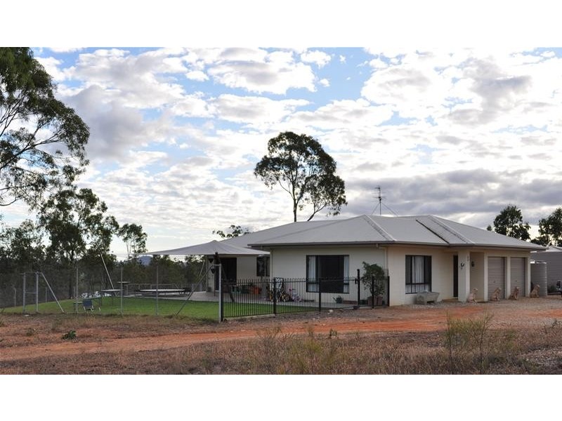 132 Emerald Heights Road, Mareeba QLD 4880
