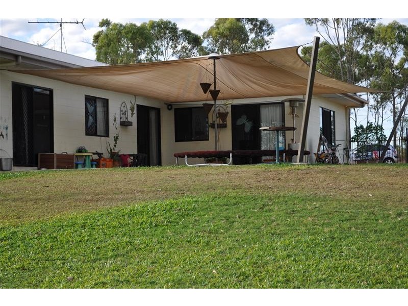 132 Emerald Heights Road, Mareeba QLD 4880