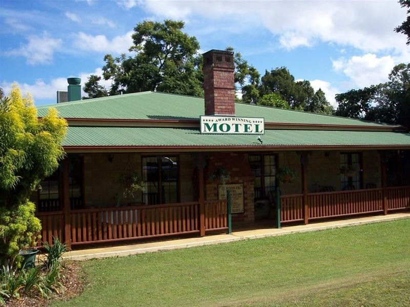 28 Gillies Highway, Yungaburra QLD 4884