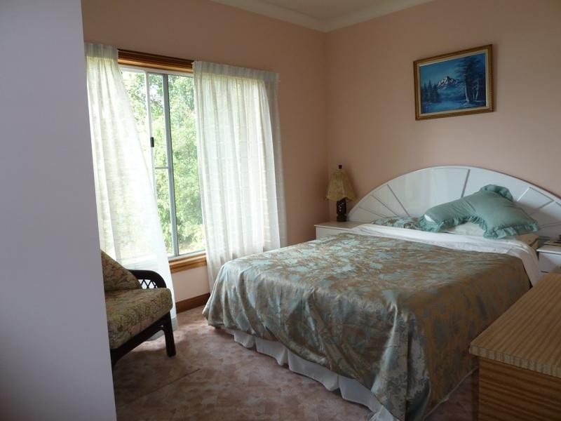 60 Bluewater Drive, Tinaroo QLD 4872