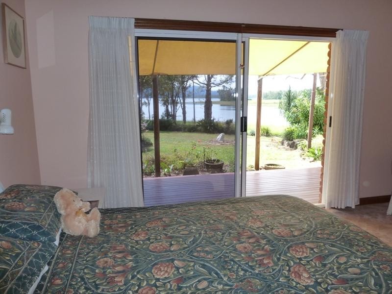 60 Bluewater Drive, Tinaroo QLD 4872