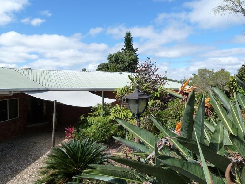60 Bluewater Drive, Tinaroo QLD 4872