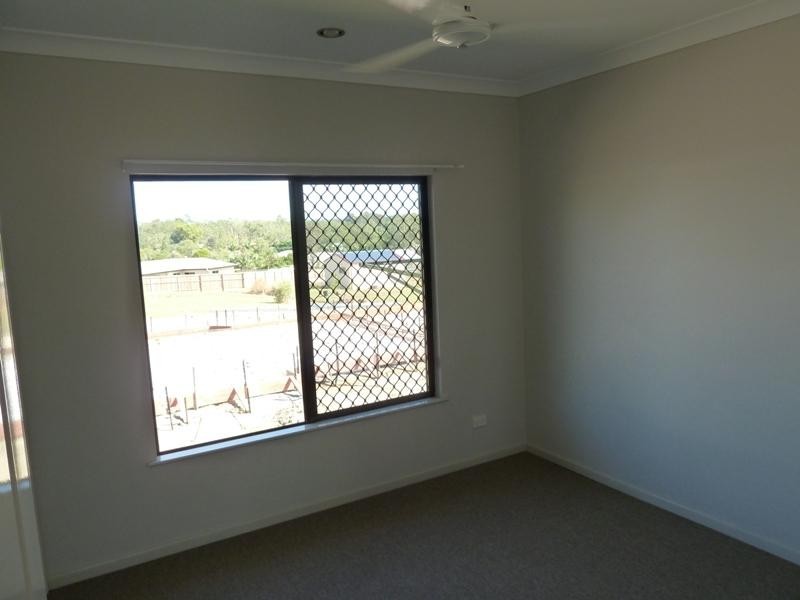 17 Damien Close, Mareeba QLD 4880