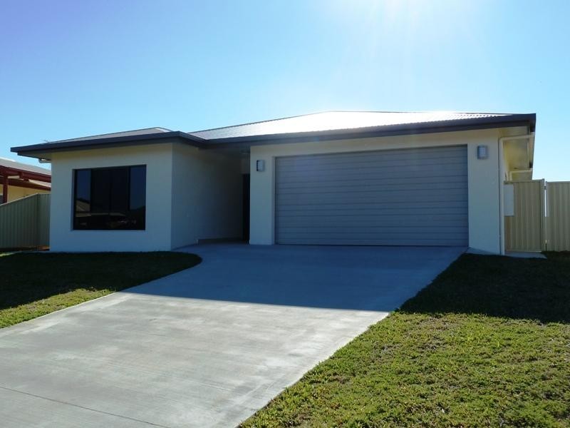 17 Brenaden Close, Dimbulah QLD 4872