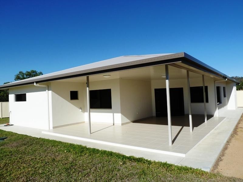 17 Brenaden Close, Dimbulah QLD 4872