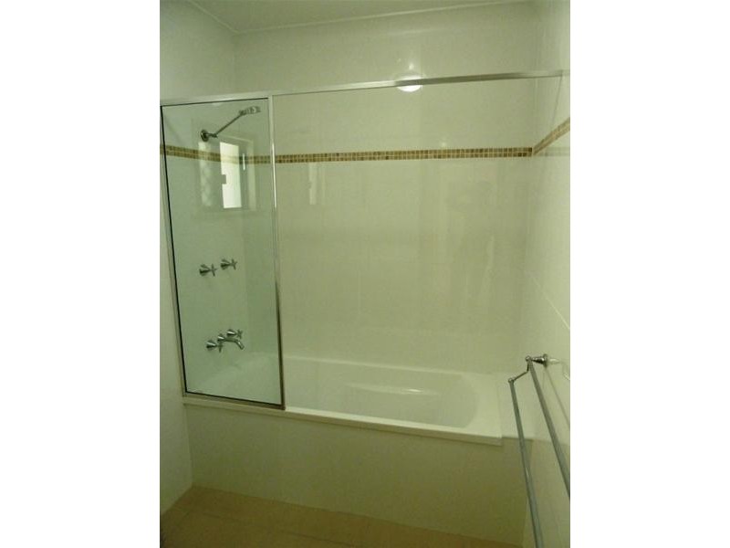 17 Brenaden Close, Dimbulah QLD 4872