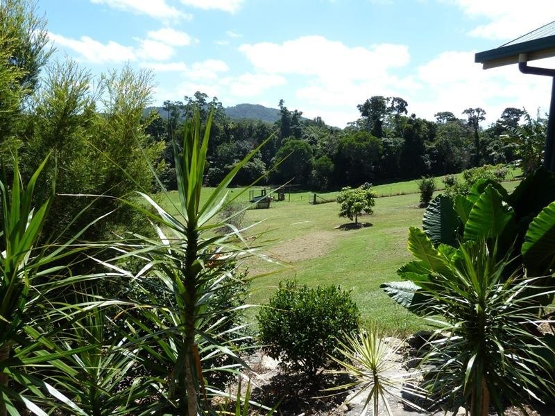 87 Stoney Creek Road, Speewah QLD 4881