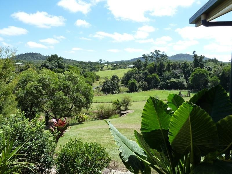 87 Stoney Creek Road, Speewah QLD 4881