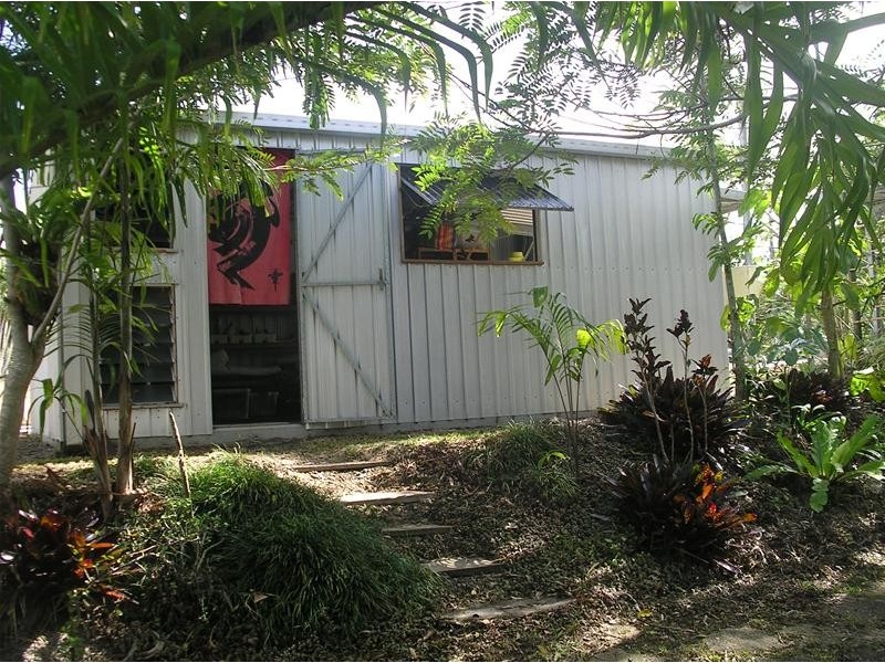 88 Crothers Street, Mount Molloy QLD 4871