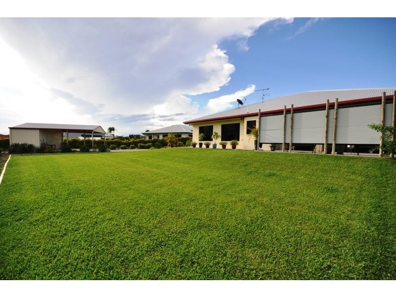 13 Peluchetti Place, Mareeba QLD 4880