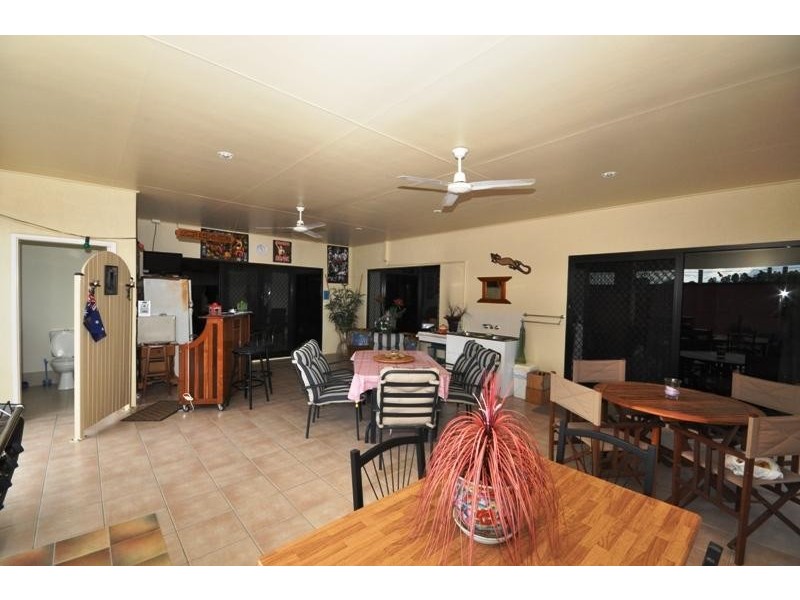 13 Peluchetti Place, Mareeba QLD 4880