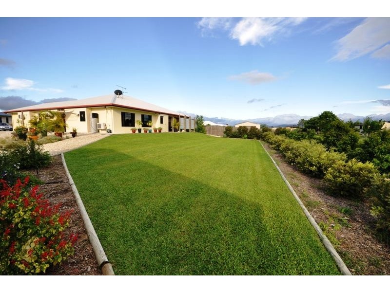 13 Peluchetti Place, Mareeba QLD 4880