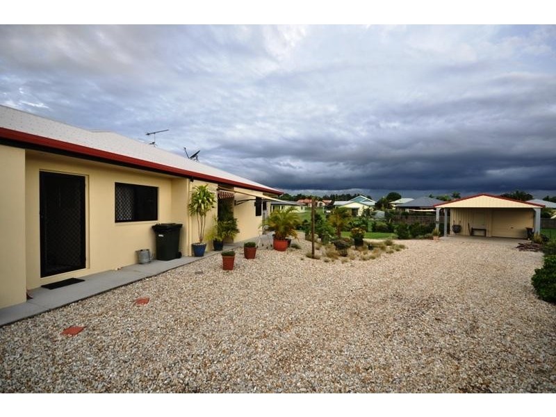 13 Peluchetti Place, Mareeba QLD 4880