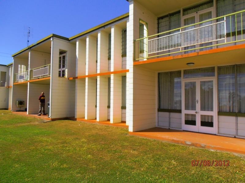 2/40 Constance, Mareeba QLD 4880