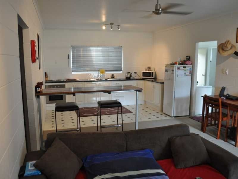 2/14 Kearney Street, Mareeba QLD 4880