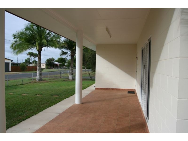 8 LERRA STREET, Mareeba QLD 4880