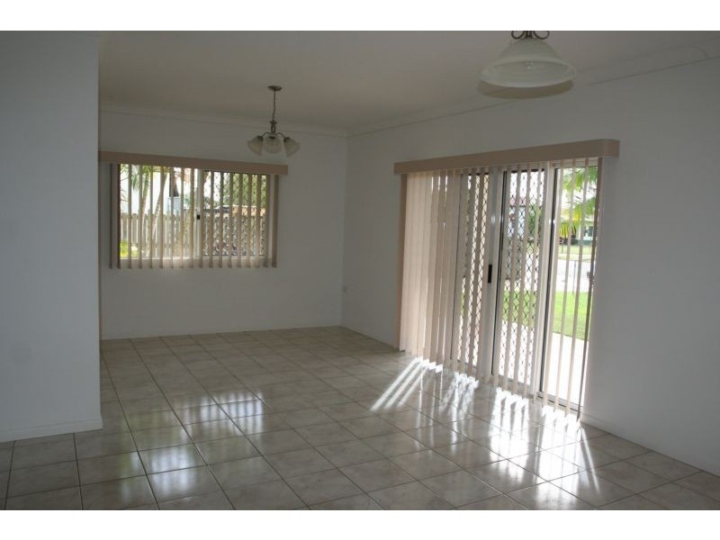 8 LERRA STREET, Mareeba QLD 4880