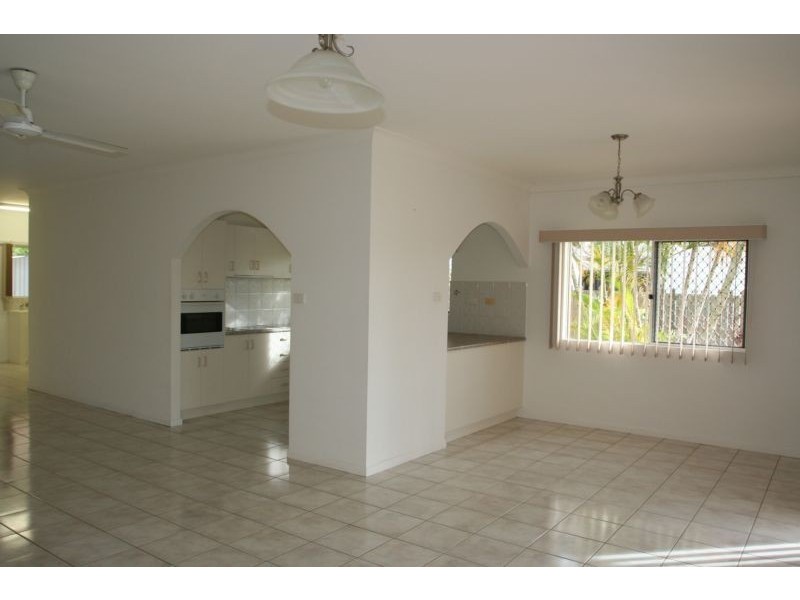 8 LERRA STREET, Mareeba QLD 4880