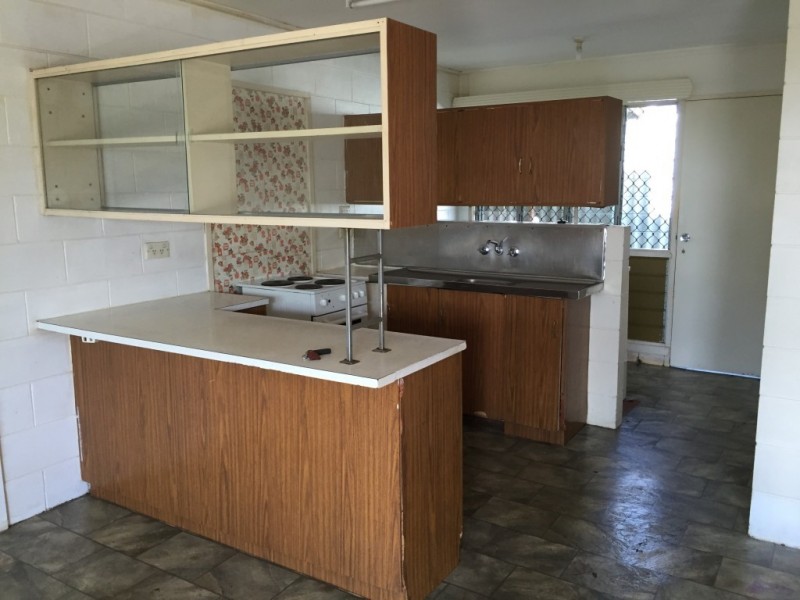 2/186 WALSH STREET, Mareeba QLD 4880