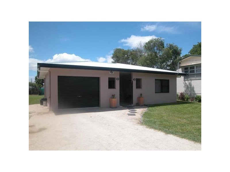 15 Shephard Street, Mareeba QLD 4880